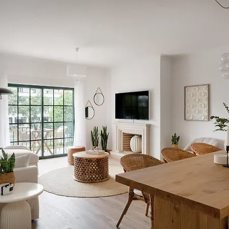 Terrace & Carcavelos