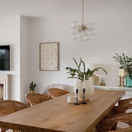 Terrace & * Carcavelos (Lisbon)